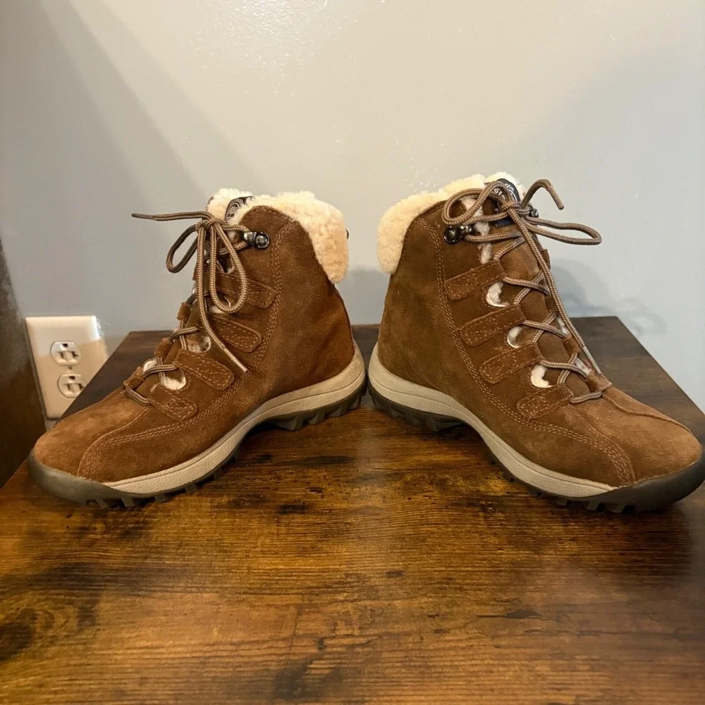 Timberland Brown Suede Canard Resort Shearling Lined  Hiking Boot‎ (Women 6.5)